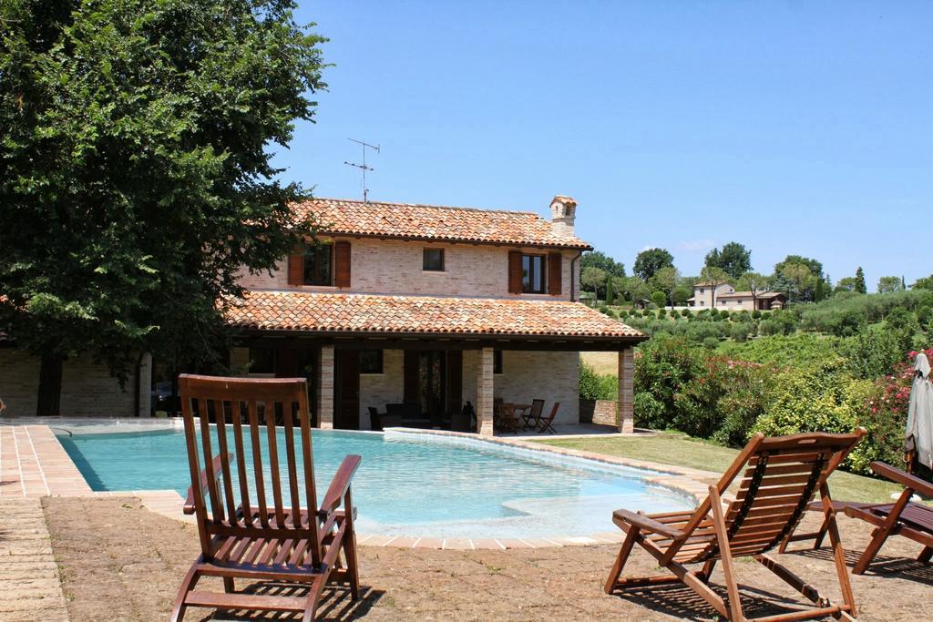 Villa Melagrana Fano Kamer foto